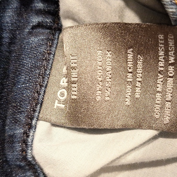 q Torrid Blue Straight Leg Jeans with Classic Style Size 26 - Picture 5 of 5